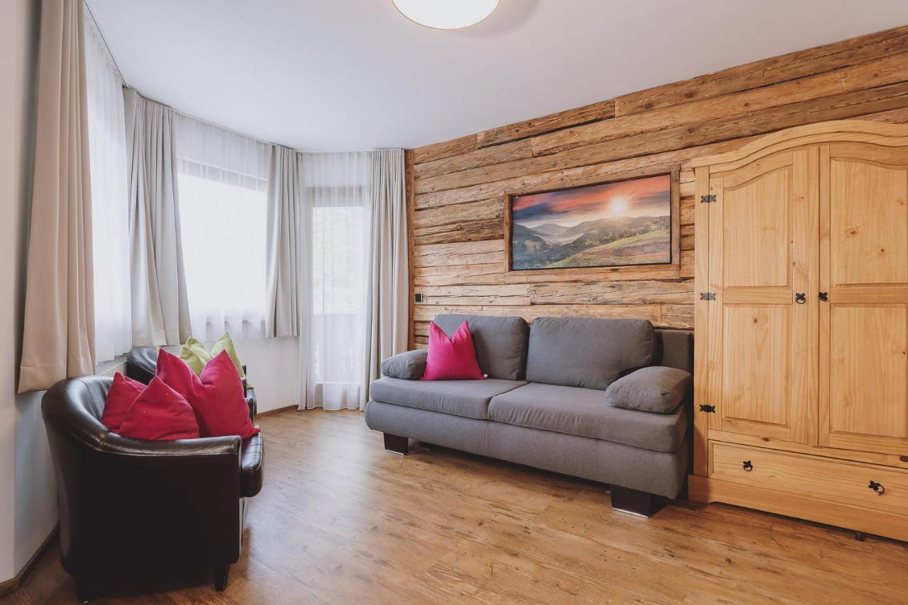 Chalet Badia By We Rent, Summercard Included Цел ам Зее Екстериор снимка
